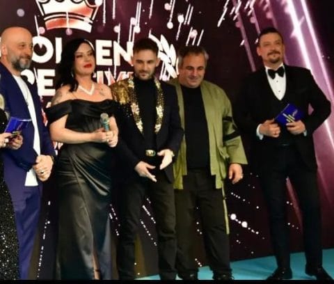 UÇANKUŞ MAGAZİN | Golden Creative Awards Ödül Töreninde Yıldızlar Geçidi
