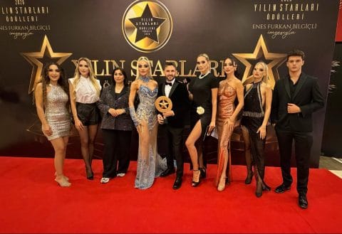 UÇANKUŞ MAGAZİN | ENES FURKAN BİLGİÇLİ İMZASIYLA YILIN STARLARI ÖDÜLLERİ SAHİPLERİNE KAVUŞTU